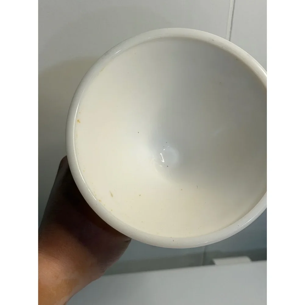 Fenton vtg milk